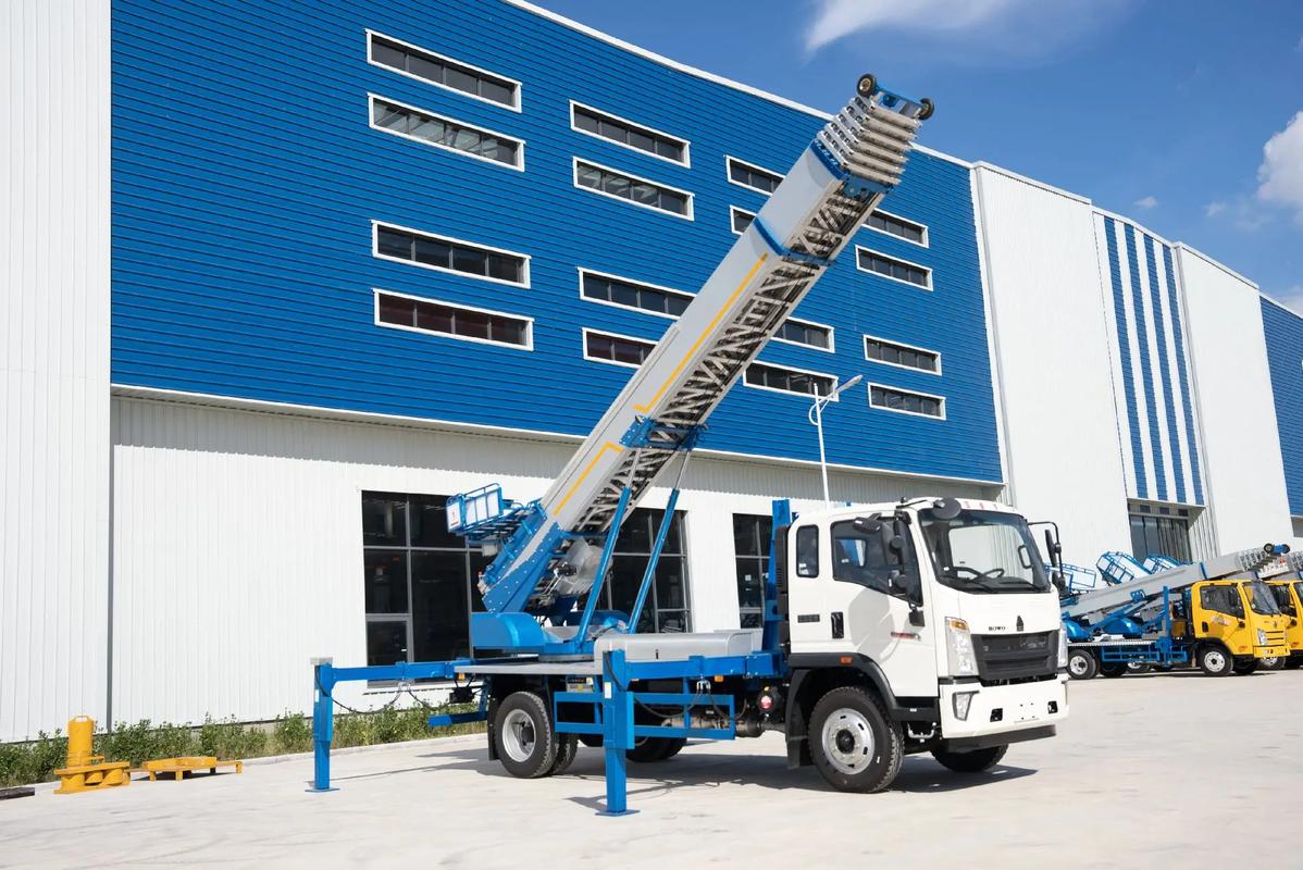 资中小型云梯车上料车租赁多少钱