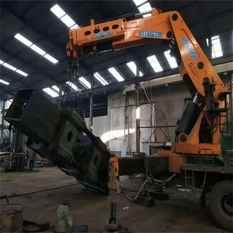 资中折臂吊出租怎么收费