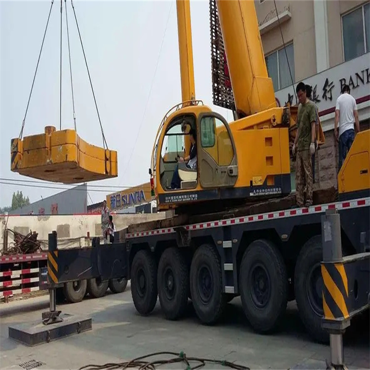 资中当地吊车出租|机器吊装|75吨|工厂搬迁服务